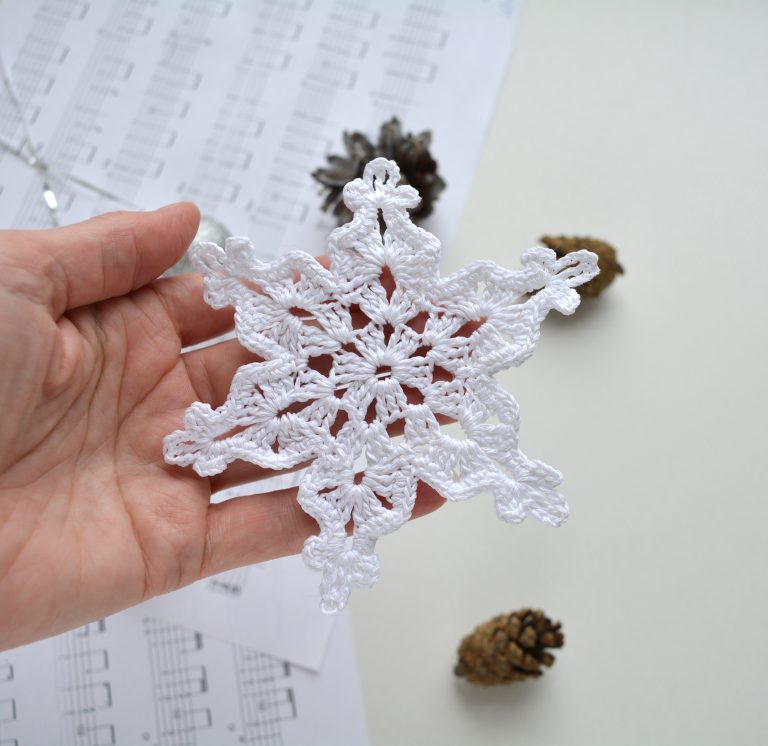 snowflakes pattern