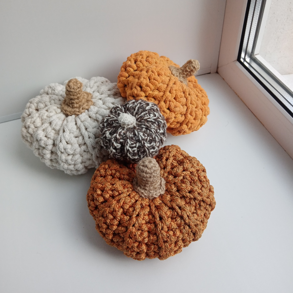 Crochet pumpkin