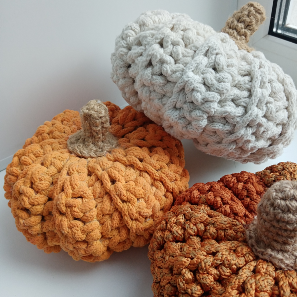 Crochet pumpkin